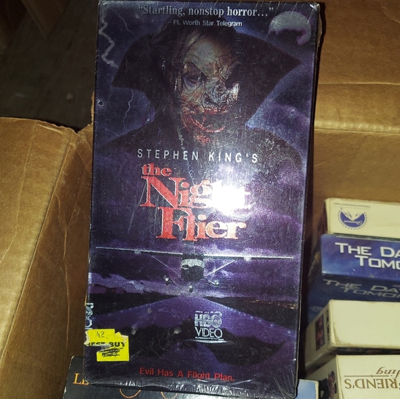 Stephen King's Night Flier VHS